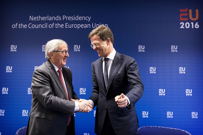 EU-Kommissionspräsident Jean-Claude Juncker besucht Mark Rutte
