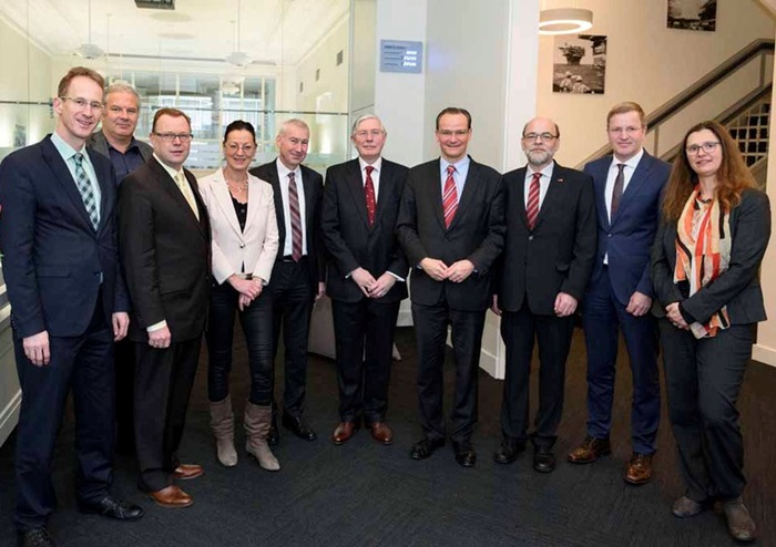 Delegation des EU-Bundestagsausschusses besucht die DNHK