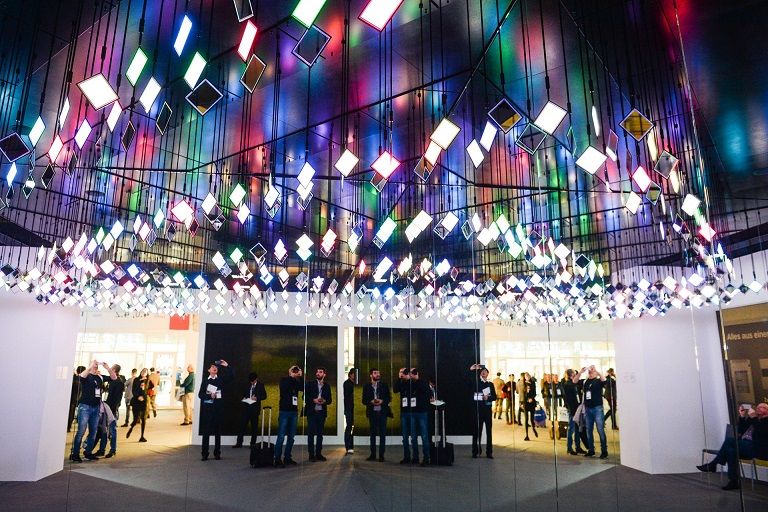 Light + Building: ’s werelds grootste beurs voor verlichting en gebouwtechniek in Messe Frankfurt