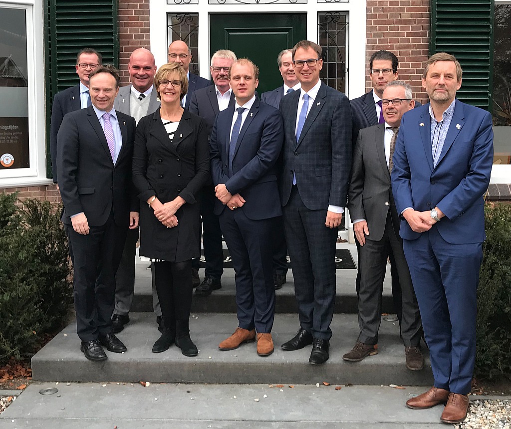Deutsch-niederländische Bürgermeister bilden „Tandems“