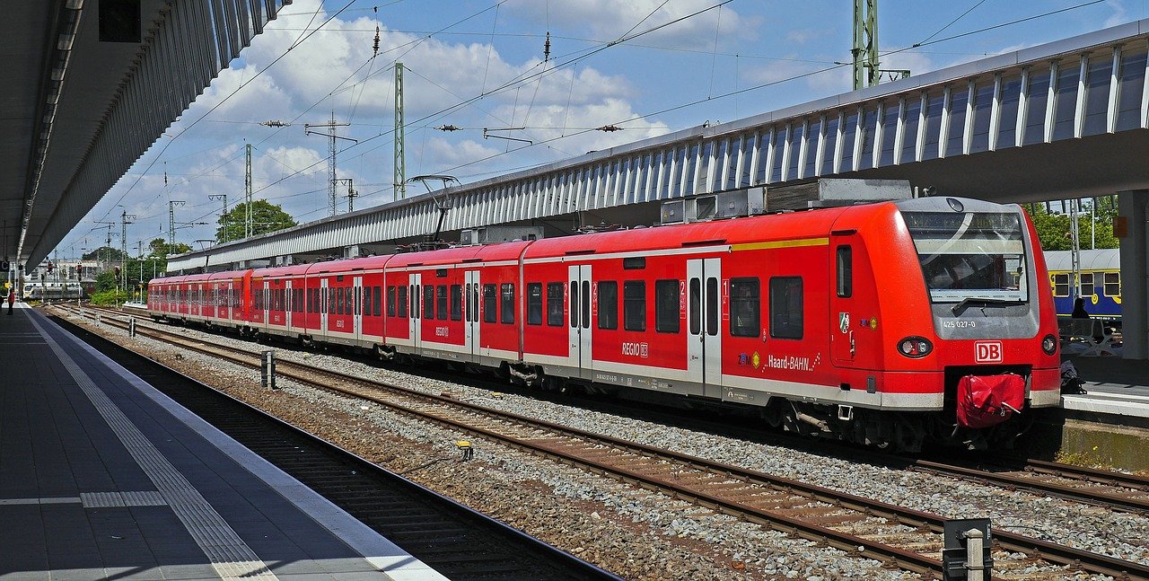 “Treinverbinding Randstad-Zwolle-Twente-Münster kan veel sneller”