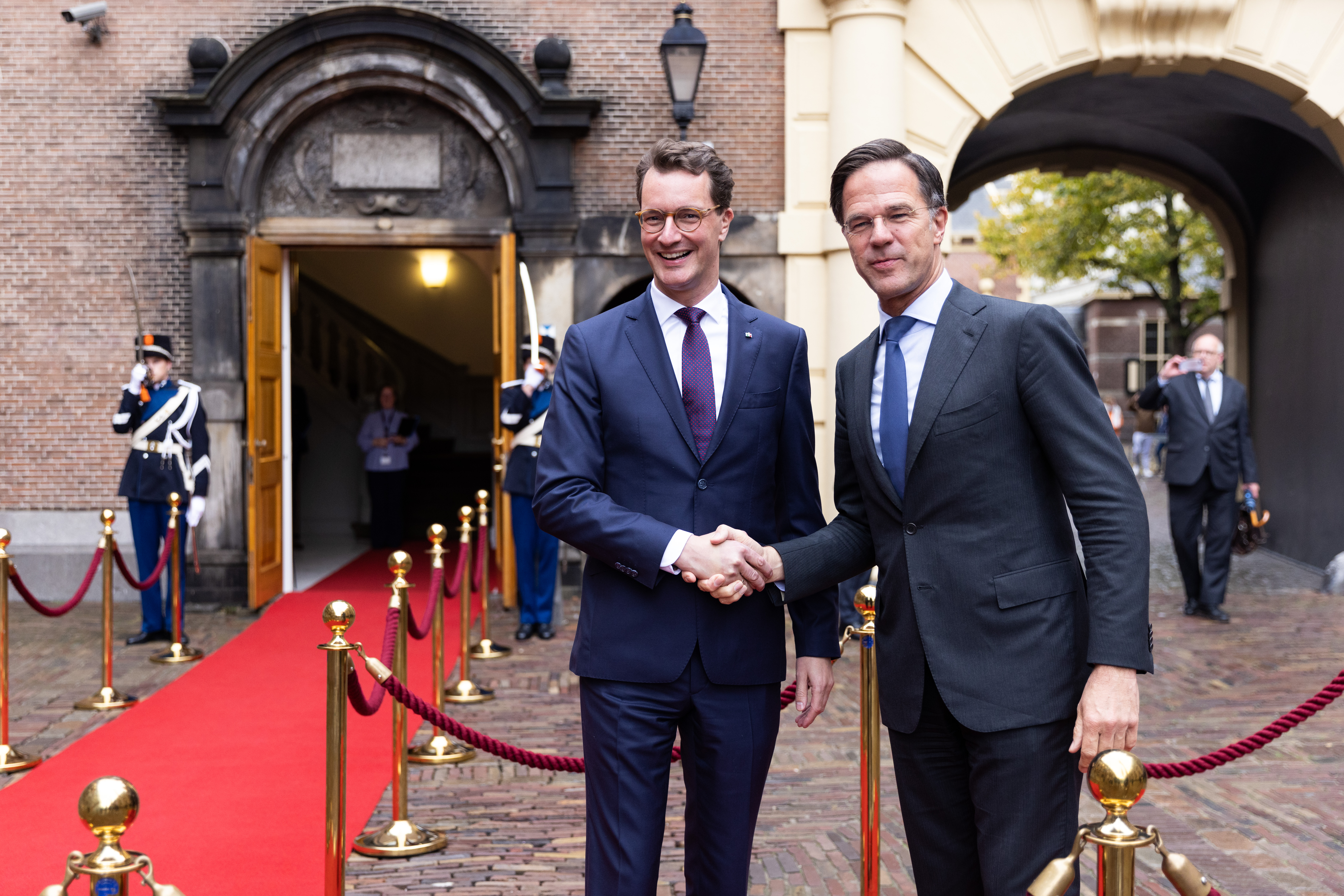 Minister-president NRW Wüst op werkbezoek bij Rutte en Koning Willem-Alexander