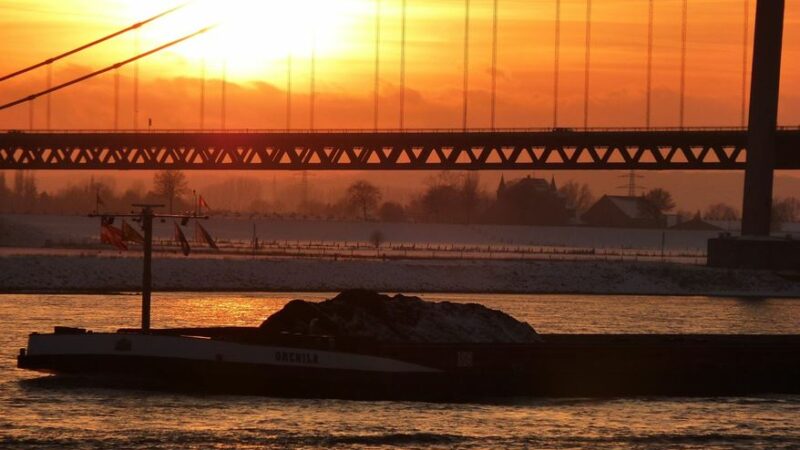 Rhein kurz vor den Niederlanden