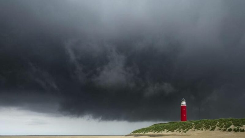 Symbolbild Dauertief Niederlande