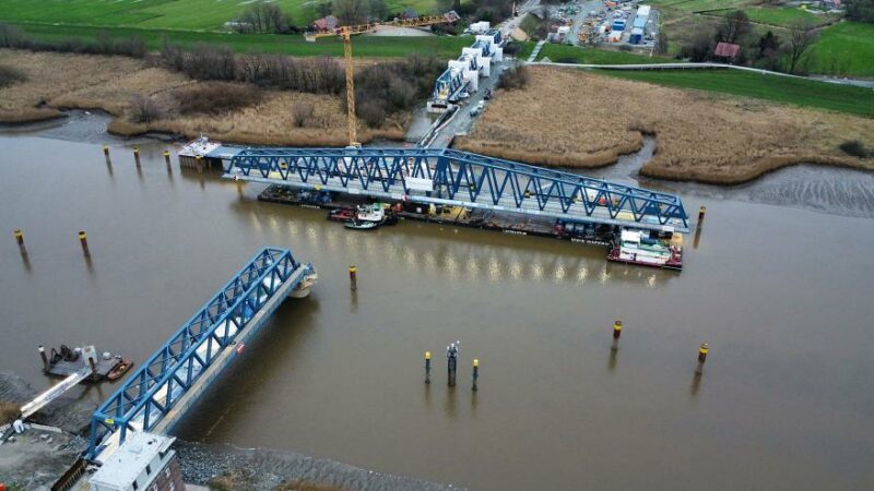 Friesenbrücke Wunderline