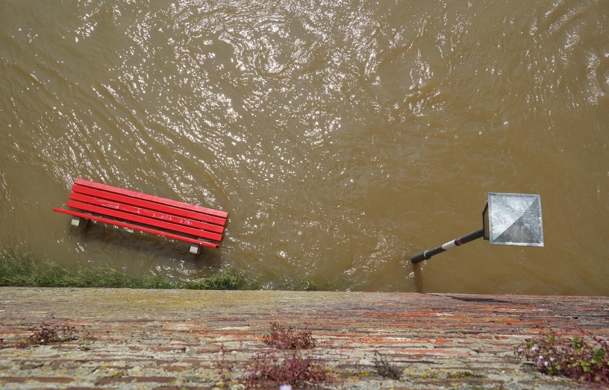 Symbolbild Hochwasserschutz Arcen