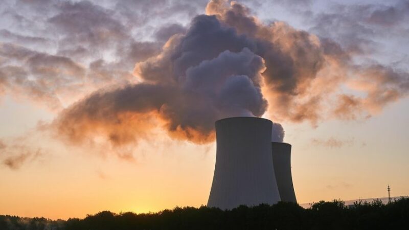 Symbolbild Atomkraftwerke Niederlande