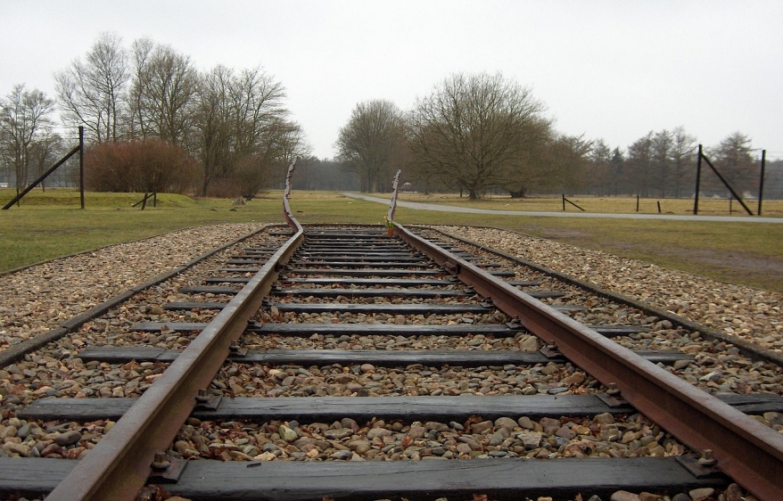 Denkmal im Durchgangslager Westerbork