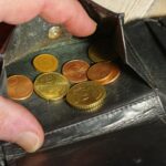 Stijgende prijzen baren mensen met modaal inkomen meeste zorgen